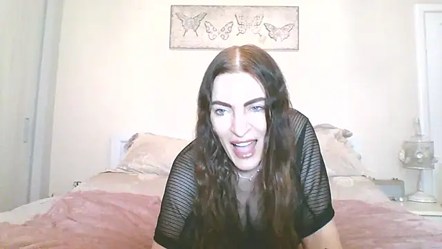 EllaKent online show from January 12, 3:50 pm