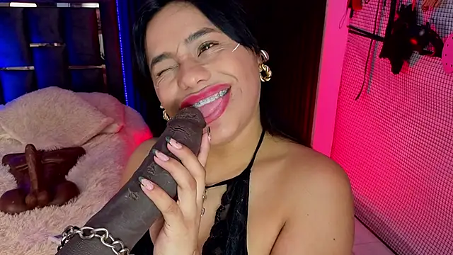 Issafoxx online show from March 12, 12:08 pm