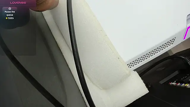 blue wxw online show from November 3, 3:32 am