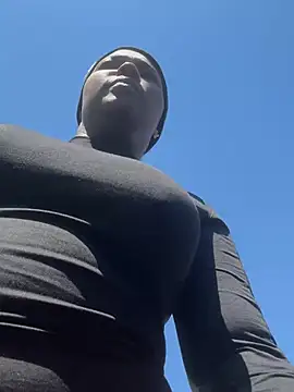 Bleuk online show from April 18, 7:58 pm