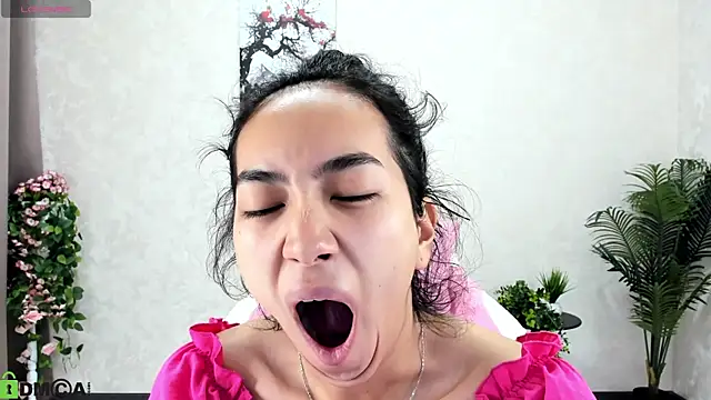 FlirtyAura online show from October 17, 3:21 am