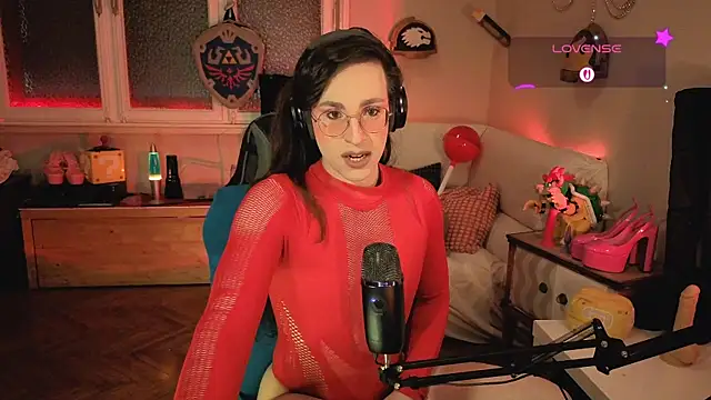 Zesty Peach online show from June 29, 4:17 pm