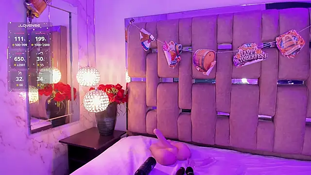 KateLee online show from October 2, 8:47 pm