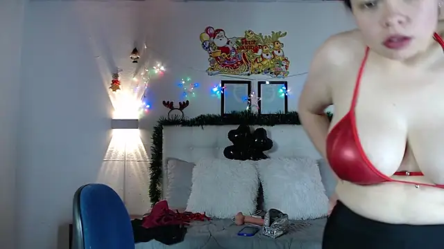 Megan 05  online show from December 14, 6:35 pm