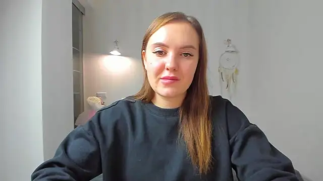 Snapshot of EmmaNorman chatting on October 8, 5:06 pm EmmaNorman online show from October 8, 5:06 pm