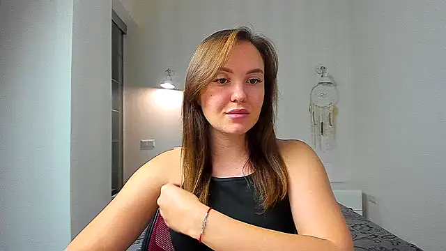 Snapshot of EmmaNorman chatting on September 14, 4:38 pm EmmaNorman online show from September 14, 4:38 pm