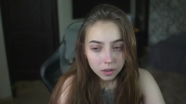 Snapshot of lis_silver chatting on October 20, 10:40 am lis silver online show from October 20, 10:40 am