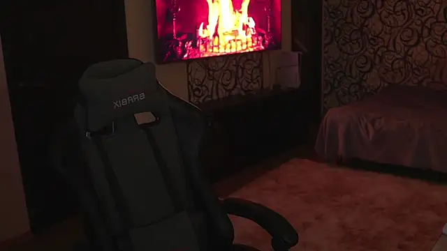 Snapshot of lis_silver chatting on September 22, 5:22 pm lis silver online show from September 22, 5:22 pm