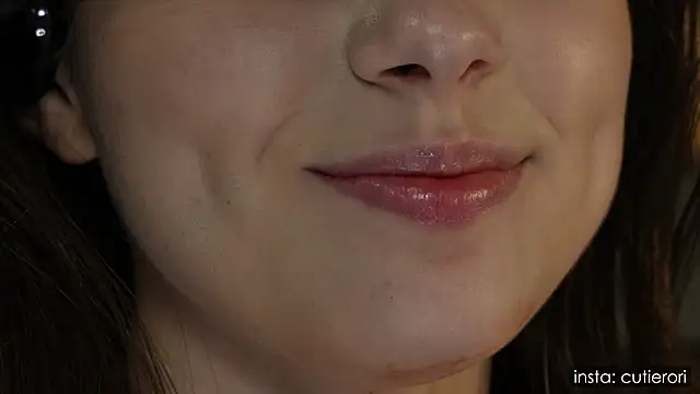 cutierori online show from October 2, 5:45 am