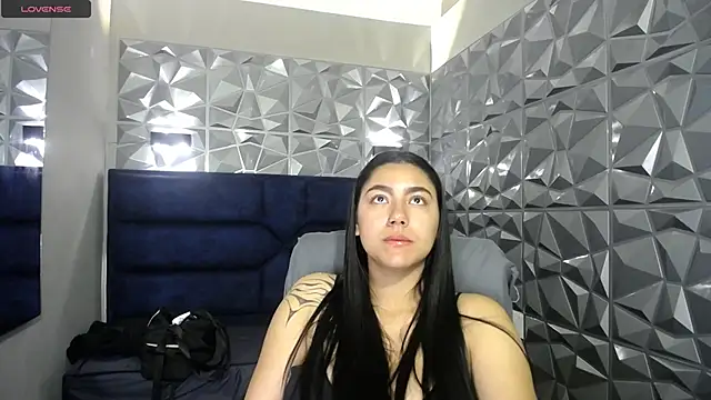 Megara 25 online show from March 23, 3:29 pm