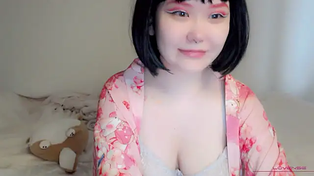 tsunade chan online show from October 8, 5:23 am