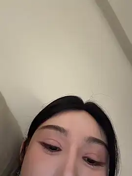 za-02605 online show from November 10, 3:40 pm