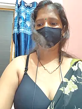 Snapshot of Sonalihot_ chatting on October 3, 4:34 pm Sonalihot online show from October 3, 4:34 pm