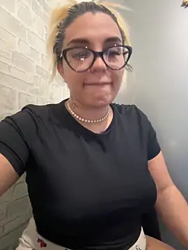 Princess-Jasmine07 online show from April 25, 3:20 pm