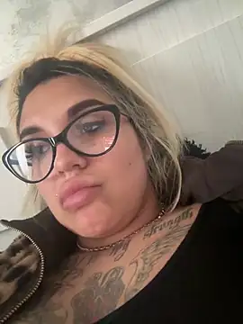 Princess-Jasmine07 online show from April 24, 2:31 pm