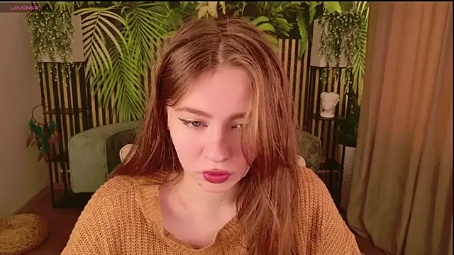 Moon  Bunny online show from February 4, 12:08 pm