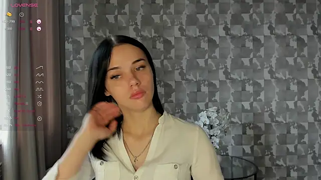 Kseni a online show from October 22, 8:30 am