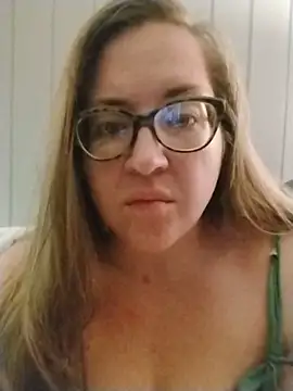 sarasmile333 online show from October 13, 1:14 pm