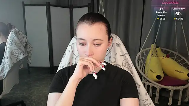 ClaraParks online show from September 29, 4:56 pm