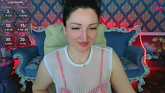 MissRossi online show from April 5, 7:02 pm