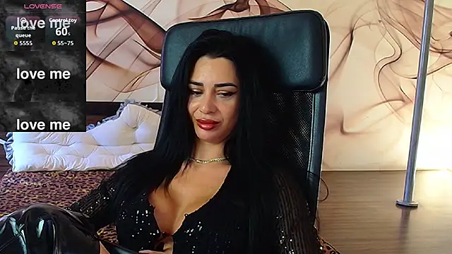 NaomiScarlet online show from August 6, 7:59 am