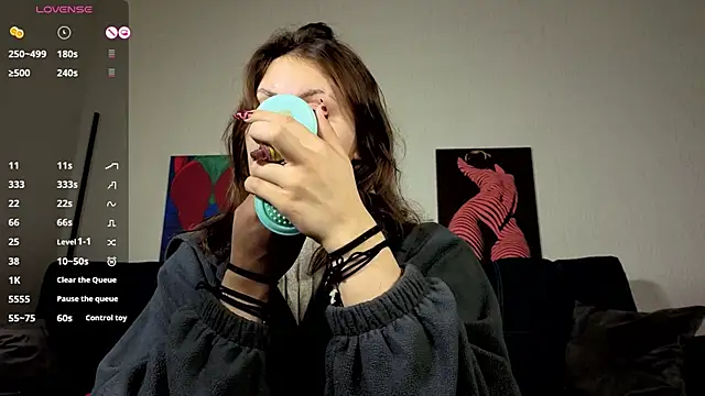 TrixiBell online show from April 15, 4:13 am