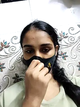 Zoya G online show from March 1, 9:47 pm