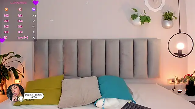 Tina curly online show from April 12, 1:36 pm