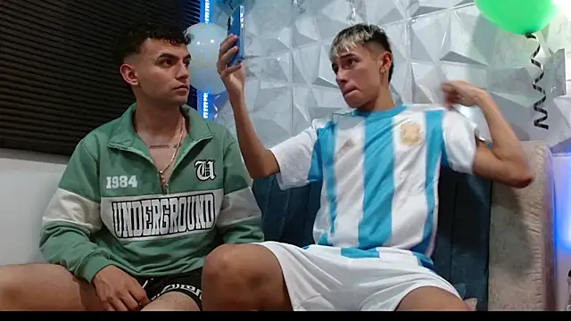 Isaac tan online show from September 12, 8:01 am