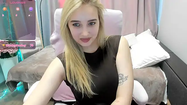 TaisiaHot online show from April 17, 8:38 am