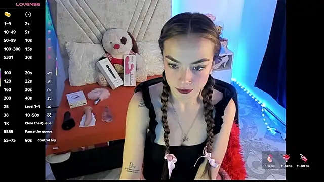Mia Victoria22 online show from July 15, 6:01 pm