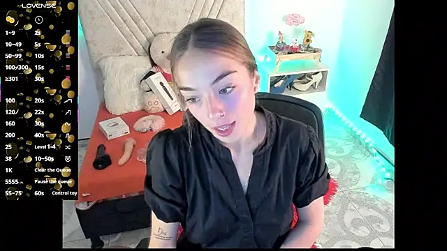 Mia Victoria22 online show from July 5, 2:29 am