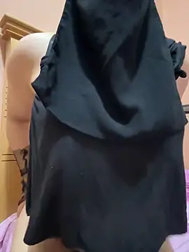  Laiali  online show from February 23, 9:36 pm