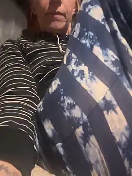 flavi1996 online show from December 4, 5:24 pm