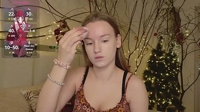 Lucy Shaw online show from December 18, 9:14 am