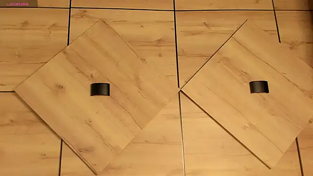 Isabelagomez1 online show from December 14, 8:03 pm