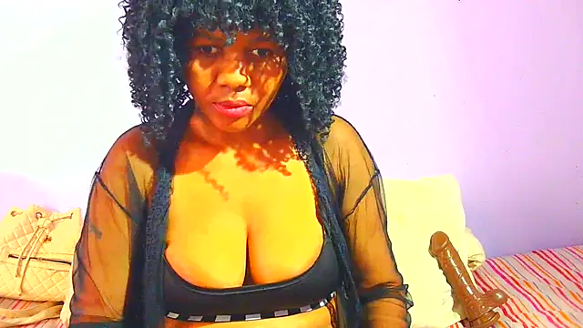 Augustine-Blooomxx online show from November 28, 3:15 pm