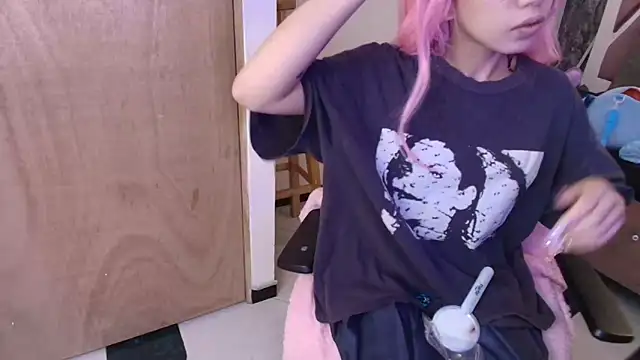 Terraelowen online show from March 3, 11:38 am