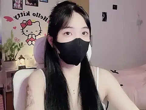 keelinnn19 online show from January 6, 5:49 pm