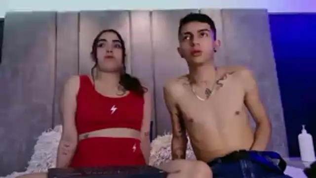 NickandAbby  online show from December 3, 1:24 pm