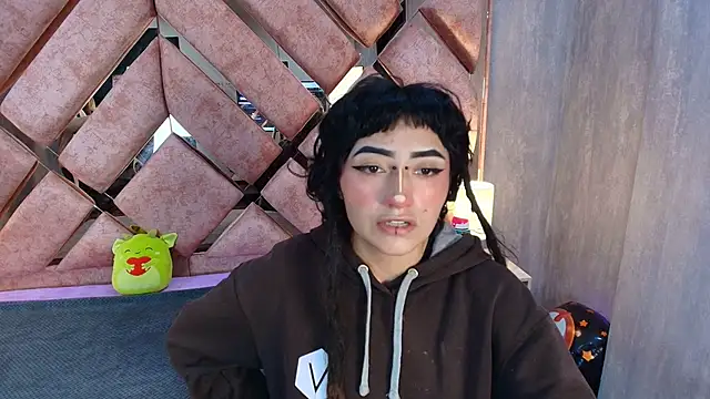 Babyyrasta666 online show from October 29, 4:06 am