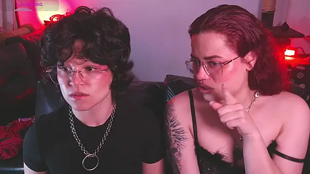 marsearth22  online show from December 23, 1:53 am