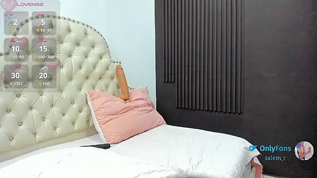 salem cute online show from September 20, 1:53 pm