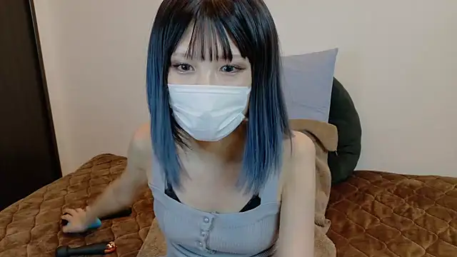 sarina at online show from November 24, 9:33 am