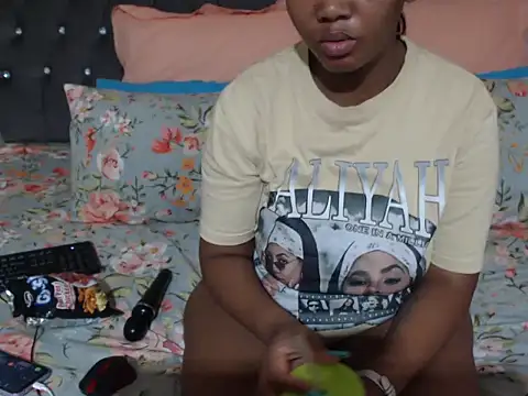 CouplesX96xx online show from October 29, 1:15 pm