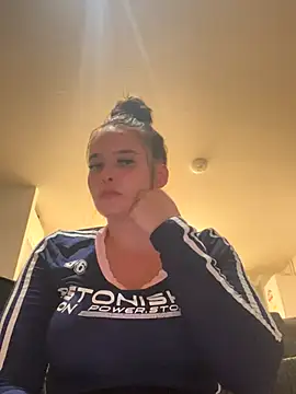 Snapshot of LollyLove_ chatting on September 12, 8:05 pm LollyLove online show from September 12, 8:05 pm