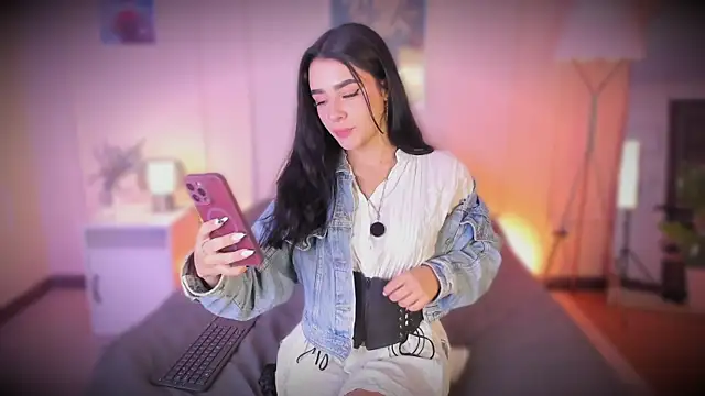 emma soul1 online show from April 14, 7:14 pm