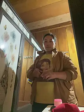 Lai005 online show from March 2, 12:43 am