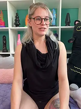 TheRealJessyLey online show from March 20, 9:14 am