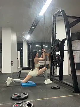 jiajia L online show from March 12, 12:19 pm